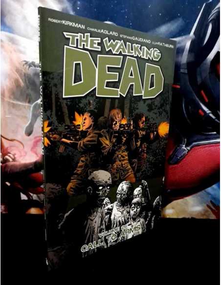 DE KIOSCO THE WALKING DEAD 26 CALL TO ARMS USA IMAGE