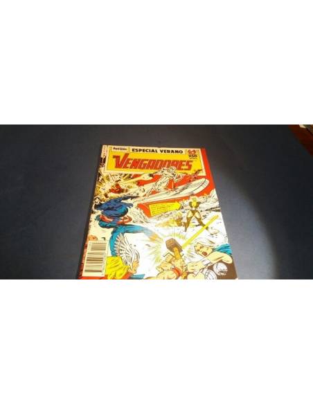 LOS VENGADORES ESPECIAL VERANO EXCELENTE ESTADO FORUM