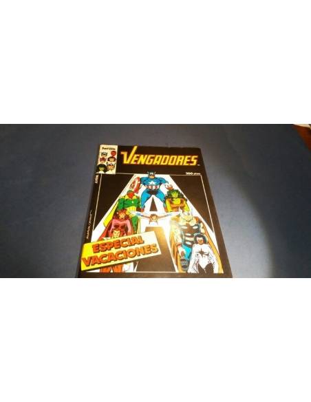 LOS VENGADORES ESPECIAL VACACIONES EXCELENTE ESTADO FORUM