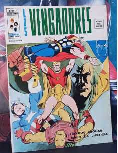 EXCELENTE ESTADO LOS VENGADORES 24 20000 LEGUAS BAJO LA...