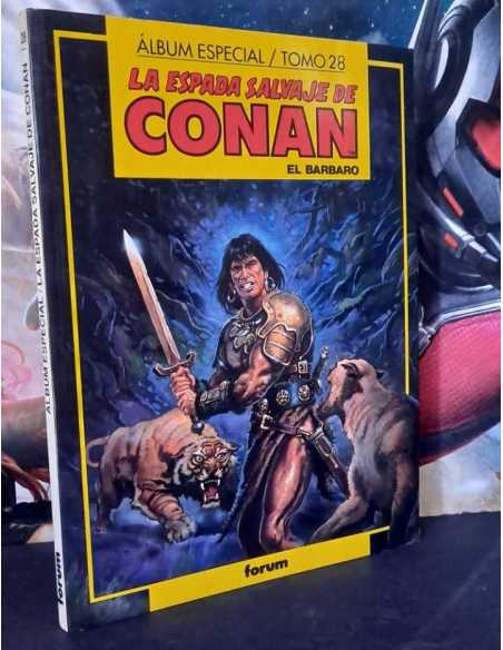CASI EXCELENTE ESTADO ALBUM ESPECIAL LA ESPADA SALVAJE DE CONAN 28 FORUM COMICS TAPA BLANDA