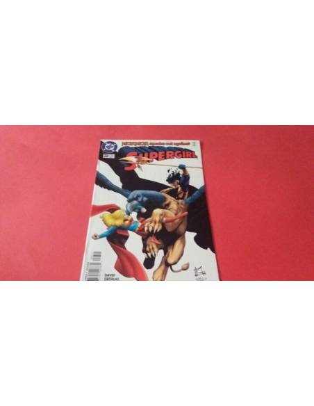 SUPERGIRL 33 EXCELENTE ESTADO USA