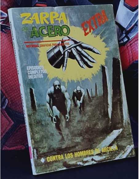 CASI EXCELENTE ESTADO ZARPA DE ACERO 8 CONTRA LOS HOMBRES DE ARCILLA TACO EDICIONES VERTICE
