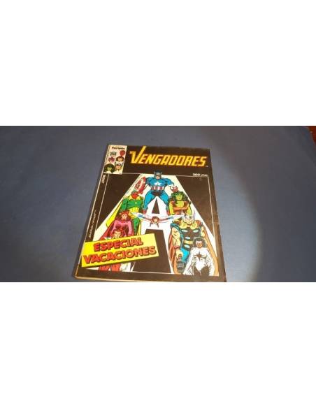 LOS VENGADORES ESPECIAL VACACIONES EXCELENTE ESTADO FORUM