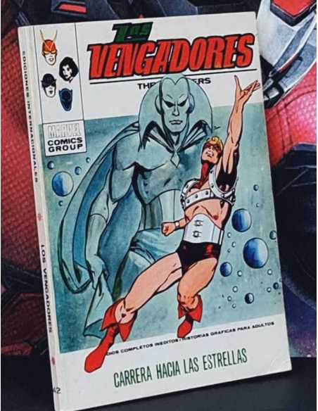 MUY BUEN ESTADO LOS VENGADORES 42 CARRERA HACIA LAS ESTRELLAS TACO EDICIONES VERTICE