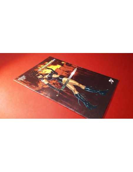 CASI EXCELENTE ESTADO AVENGELYNE 1 L3 PLANETA