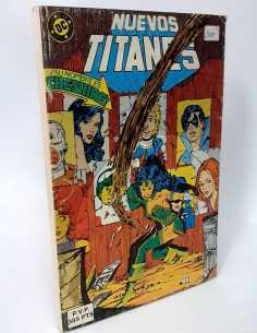 BUEN ESTADO NUEVOS TITANES RETAPADO CONTIENE DEL 43 AL 47...